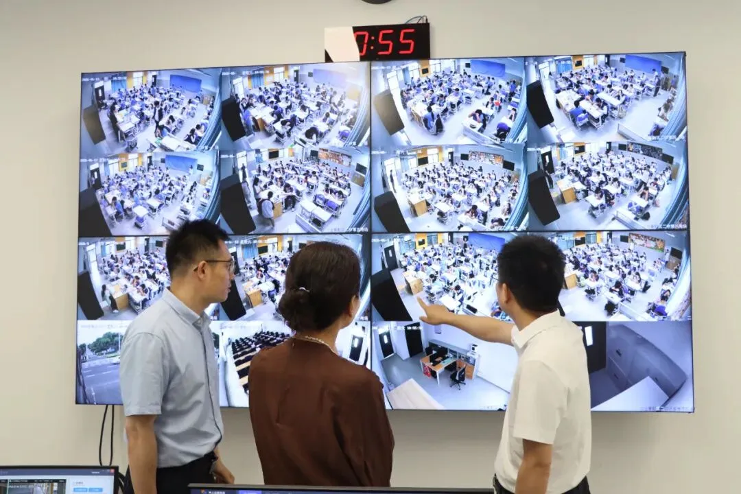护航中考!苏州市委教育工委书记、市教育局局长何永林带队检查准备工作-第2张图片-四季读书网 护航中考!苏州市委教育工委书记、市教育局局长何永林带队检查准备工作-第2张图片-四季读书网