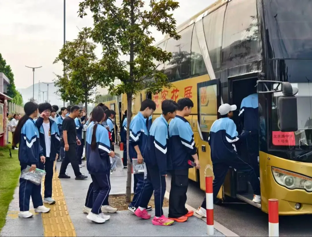 以爱为盾 护航中考——五莲县北京路中学暖心守护,为梦想助力!-第42张图片-四季读书网 以爱为盾 护航中考——五莲县北京路中学暖心守护,为梦想助力!-第42张图片-四季读书网