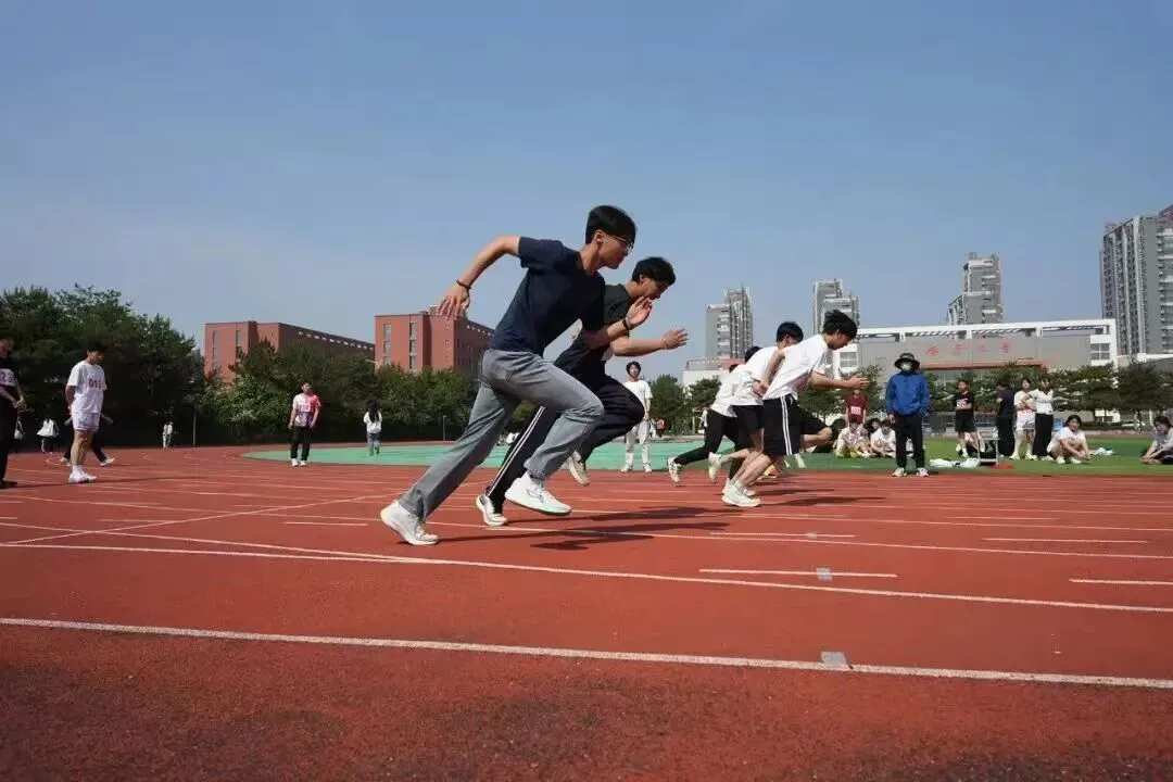 职普融通·高中实验班,中考中等生逆袭本科新途径-第6张图片-四季读书网 职普融通·高中实验班,中考中等生逆袭本科新途径-第6张图片-四季读书网