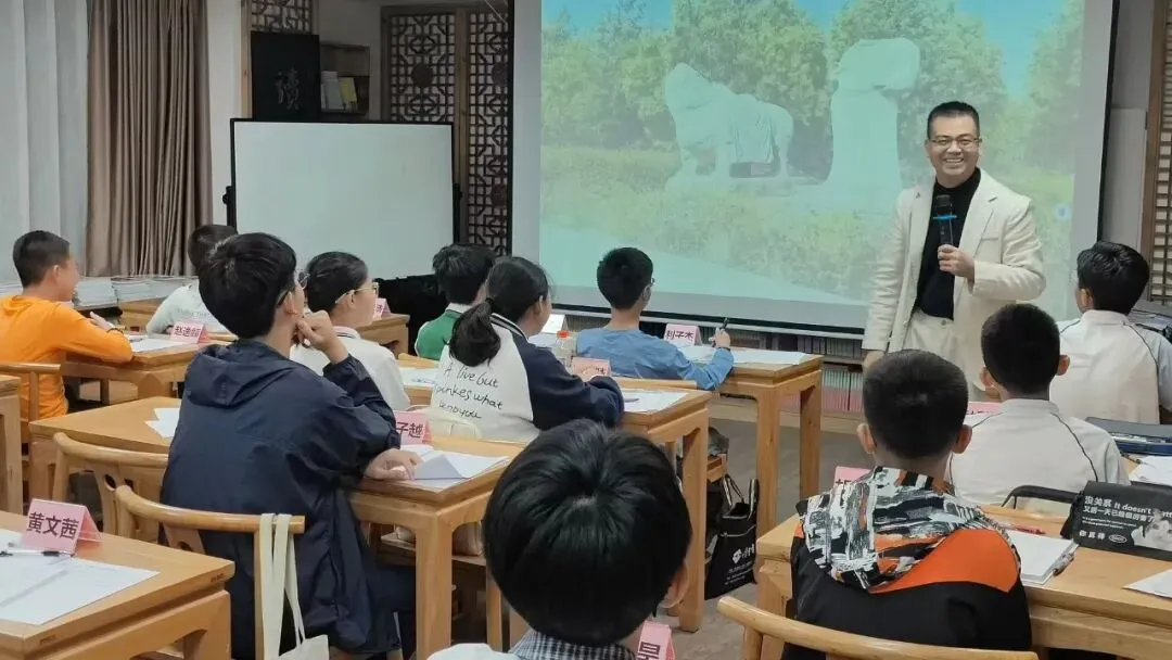 莫星华:2026中考作文预测与复习建议-第6张图片-四季读书网 莫星华:2026中考作文预测与复习建议-第6张图片-四季读书网
