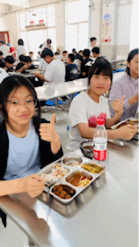 中考第二天|步履从容,向阳奔赴,静待收官荣光-第25张图片-四季读书网 中考第二天|步履从容,向阳奔赴,静待收官荣光-第25张图片-四季读书网