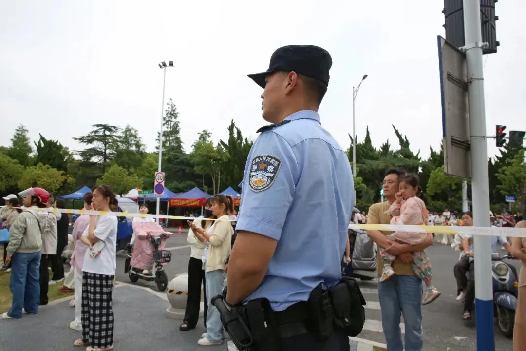 护航中考 | 加油吧,少年!-第9张图片-四季读书网 护航中考 | 加油吧,少年!-第9张图片-四季读书网