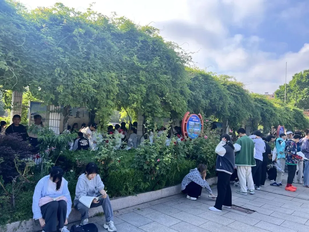 中考首日��他们的夏天,从这场奔赴开始→-第11张图片-四季读书网 中考首日��他们的夏天,从这场奔赴开始→-第11张图片-四季读书网