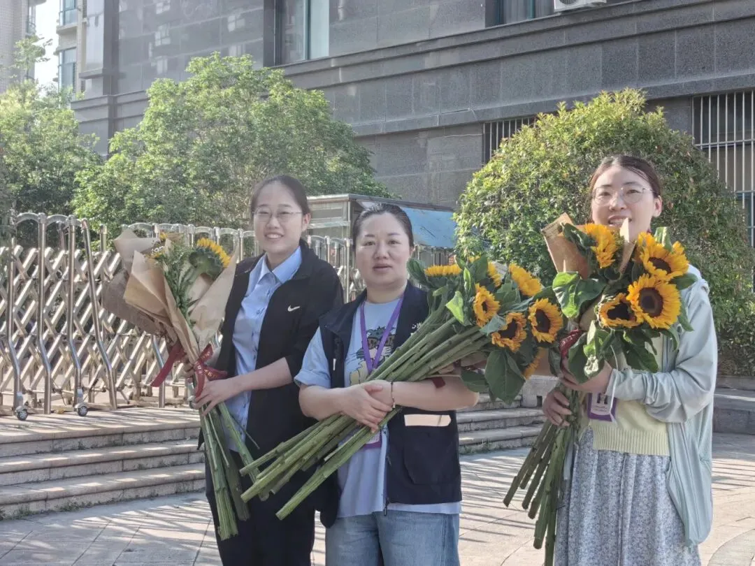 中考首日��他们的夏天,从这场奔赴开始→-第17张图片-四季读书网 中考首日��他们的夏天,从这场奔赴开始→-第17张图片-四季读书网