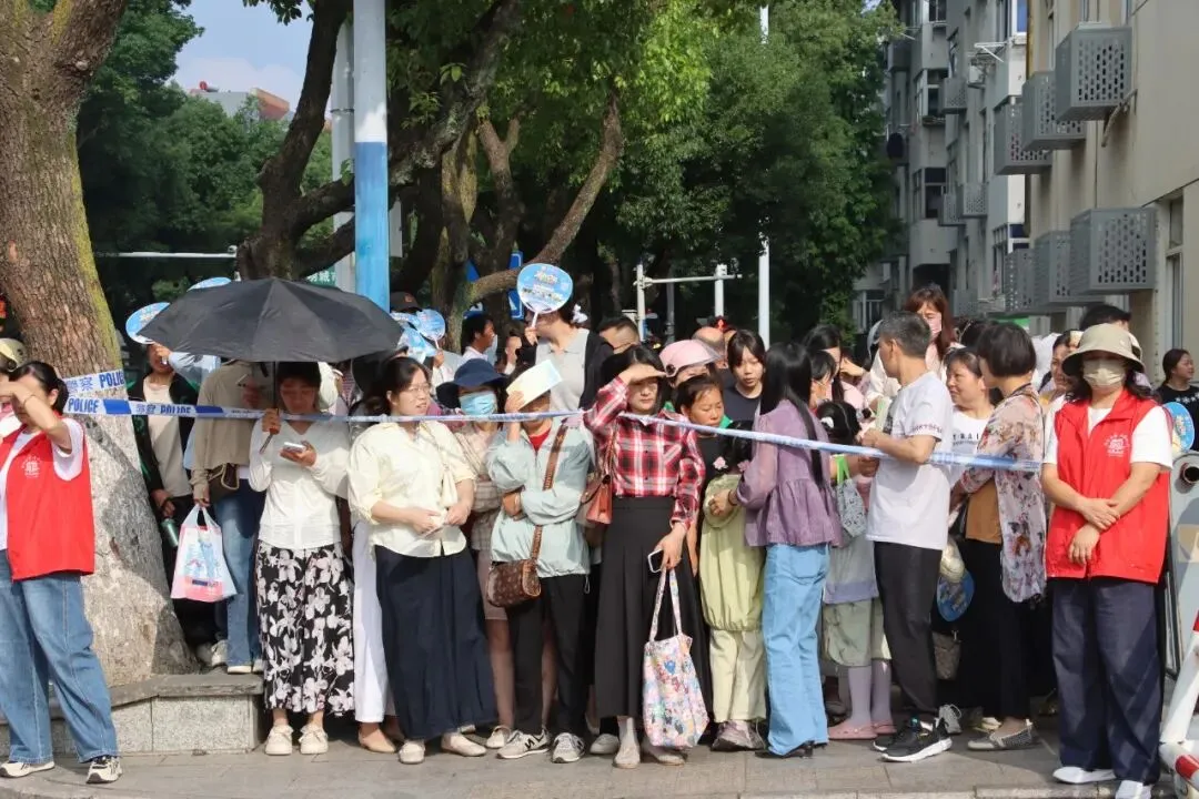 中考首日 加油!10041名庐江少年!-第18张图片-四季读书网