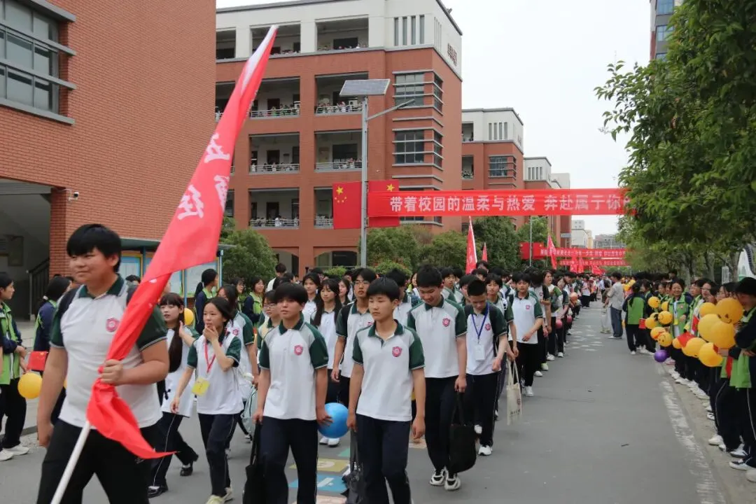 青春燃斗志 壮行赢中考——涟水县安东学校为初三学子暖心壮行!-第3张图片-四季读书网