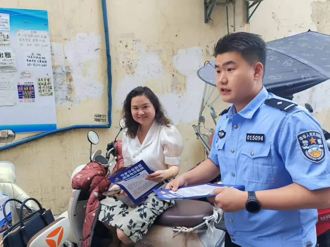 逐梦中考 | 平安守护 禹会公安伴少年从容应考-第9张图片-四季读书网 逐梦中考 | 平安守护 禹会公安伴少年从容应考-第9张图片-四季读书网
