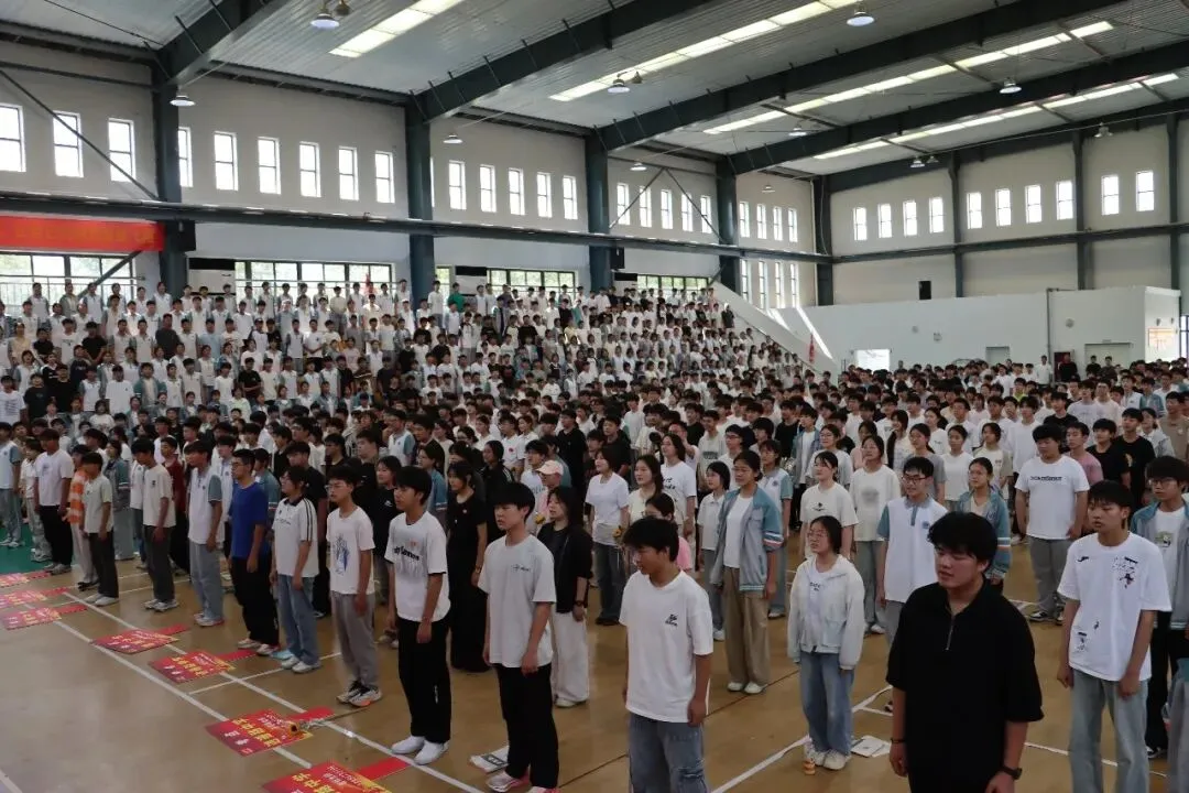 冲刺中考,为梦想而战!我校隆重举行初三中考送考仪式-第26张图片-四季读书网