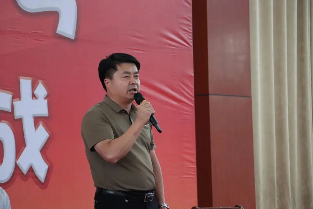 冲刺中考,为梦想而战!我校隆重举行初三中考送考仪式-第27张图片-四季读书网