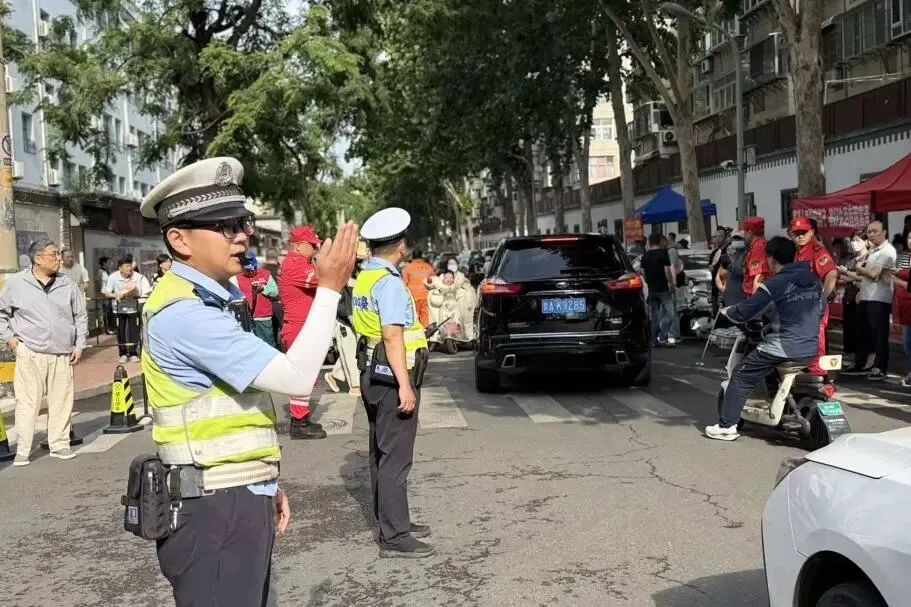 你们逐梦,我们守护!中考加油-第16张图片-四季读书网 你们逐梦,我们守护!中考加油-第16张图片-四季读书网