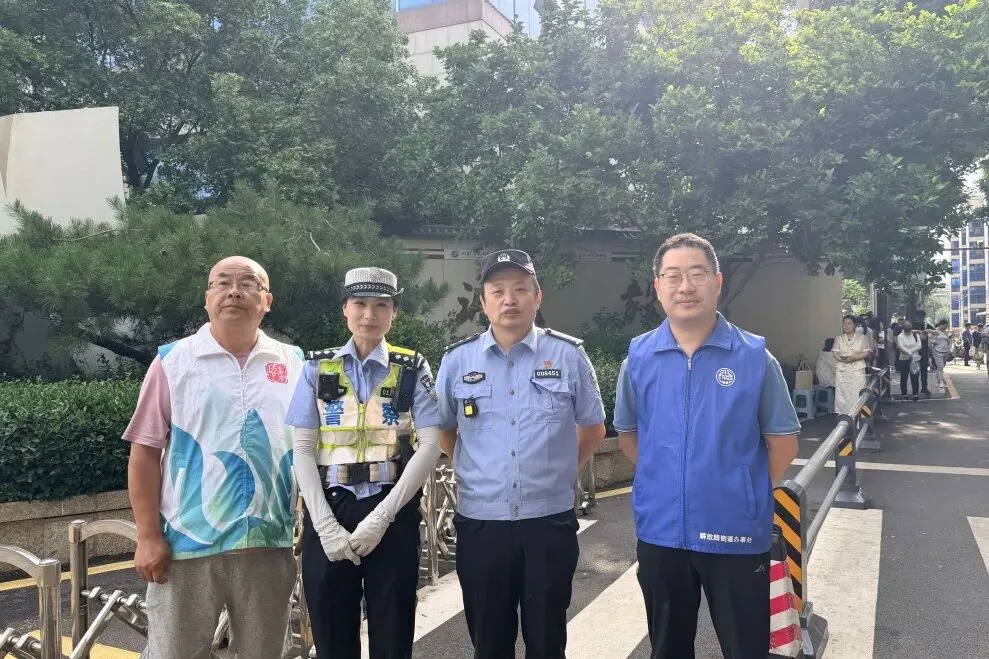 你们逐梦,我们守护!中考加油-第22张图片-四季读书网 你们逐梦,我们守护!中考加油-第22张图片-四季读书网