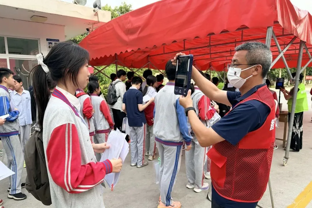 你们逐梦,我们守护!中考加油-第23张图片-四季读书网 你们逐梦,我们守护!中考加油-第23张图片-四季读书网