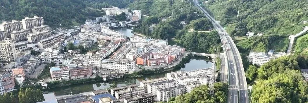 直击现场!金寨中考首日→-第19张图片-四季读书网 直击现场!金寨中考首日→-第19张图片-四季读书网