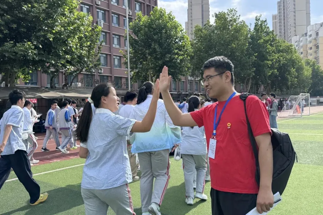 你们逐梦,我们守护!中考加油-第32张图片-四季读书网 你们逐梦,我们守护!中考加油-第32张图片-四季读书网