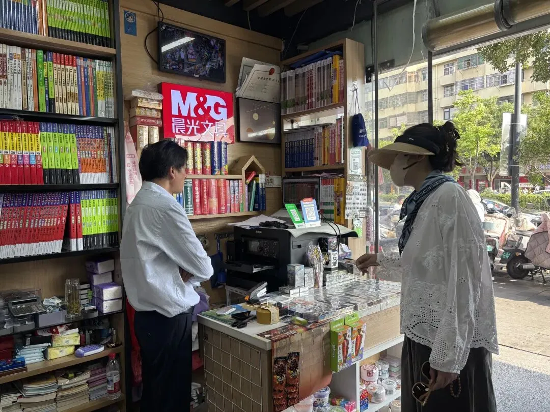 中考进行时丨少年提笔逐梦,我们全力以“护”-第14张图片-四季读书网 中考进行时丨少年提笔逐梦,我们全力以“护”-第14张图片-四季读书网
