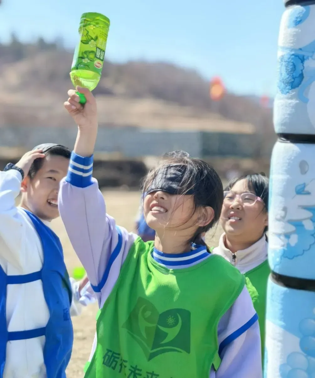 中考假期|6月28日新老营员都喜爱的撒欢儿营·乡野童趣|近百期活动经验+口碑爆棚 大自然从不说教,却教会孩子勇敢与好奇-第40张图片-四季读书网 中考假期|6月28日新老营员都喜爱的撒欢儿营·乡野童趣|近百期活动经验+口碑爆棚 大自然从不说教,却教会孩子勇敢与好奇-第40张图片-四季读书网