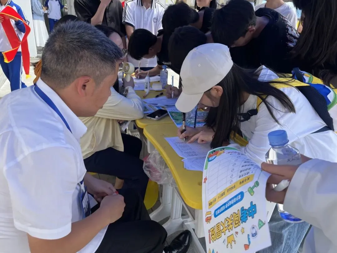 中考技巧抢分,决胜希望之旅——金沙县精诚中学校园开放日圆满结束!-第14张图片-四季读书网 中考技巧抢分,决胜希望之旅——金沙县精诚中学校园开放日圆满结束!-第14张图片-四季读书网