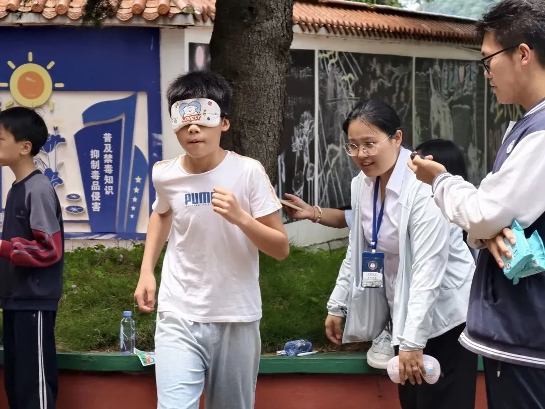 中考技巧抢分,决胜希望之旅——金沙县精诚中学校园开放日圆满结束!-第17张图片-四季读书网 中考技巧抢分,决胜希望之旅——金沙县精诚中学校园开放日圆满结束!-第17张图片-四季读书网