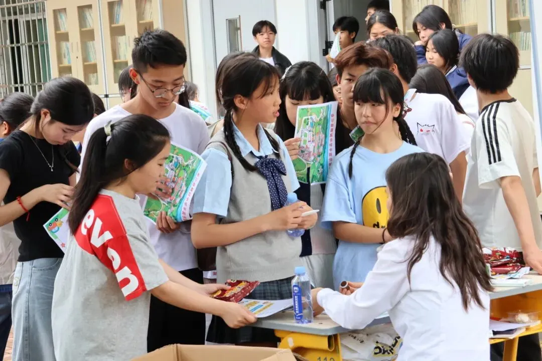中考技巧抢分,决胜希望之旅——金沙县精诚中学校园开放日圆满结束!-第18张图片-四季读书网 中考技巧抢分,决胜希望之旅——金沙县精诚中学校园开放日圆满结束!-第18张图片-四季读书网