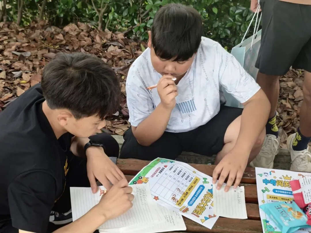 中考技巧抢分,决胜希望之旅——金沙县精诚中学校园开放日圆满结束!-第28张图片-四季读书网 中考技巧抢分,决胜希望之旅——金沙县精诚中学校园开放日圆满结束!-第28张图片-四季读书网
