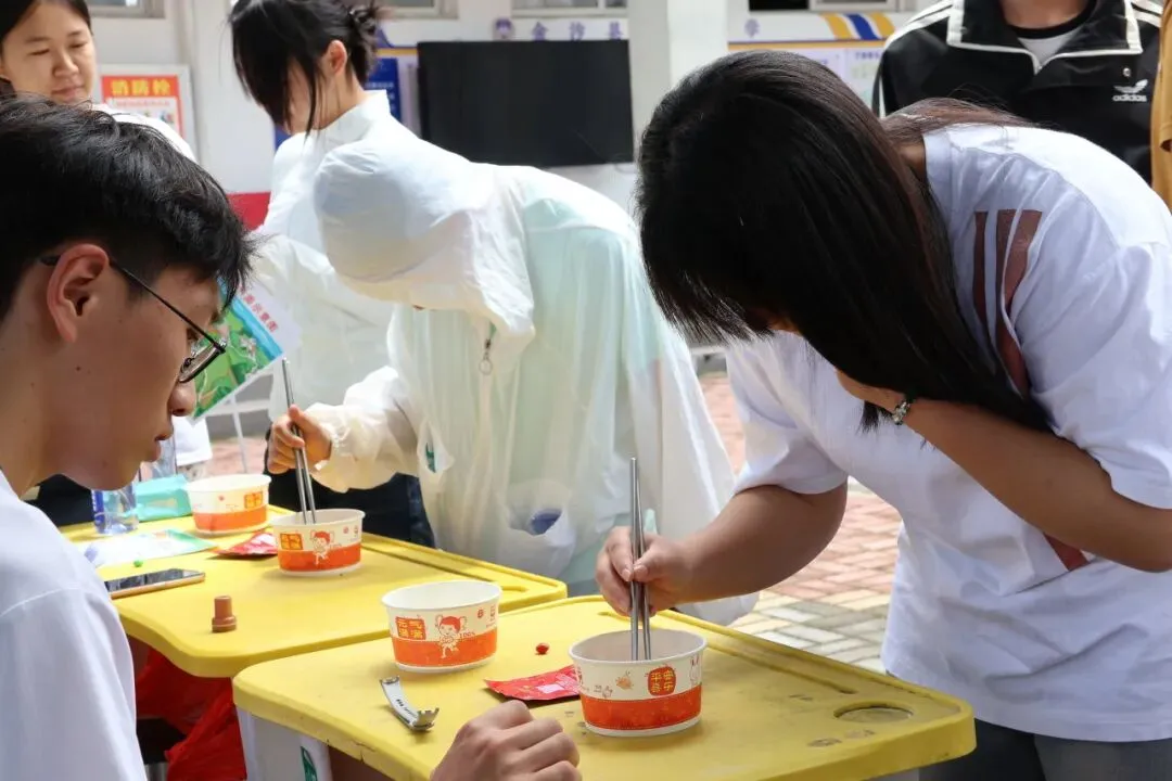 中考技巧抢分,决胜希望之旅——金沙县精诚中学校园开放日圆满结束!-第77张图片-四季读书网 中考技巧抢分,决胜希望之旅——金沙县精诚中学校园开放日圆满结束!-第77张图片-四季读书网
