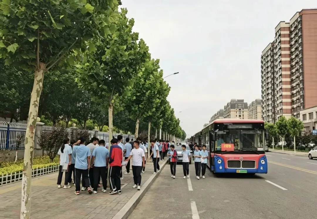 护航中考 为爱奔赴-第1张图片-四季读书网