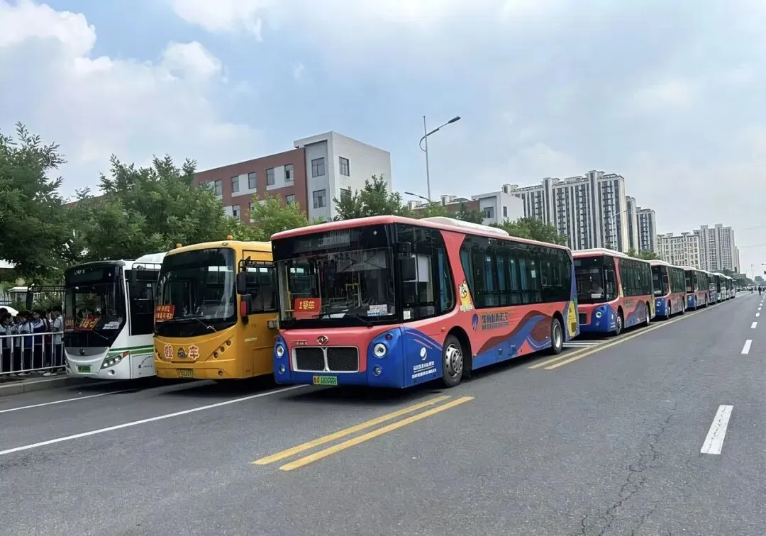 护航中考 为爱奔赴-第5张图片-四季读书网