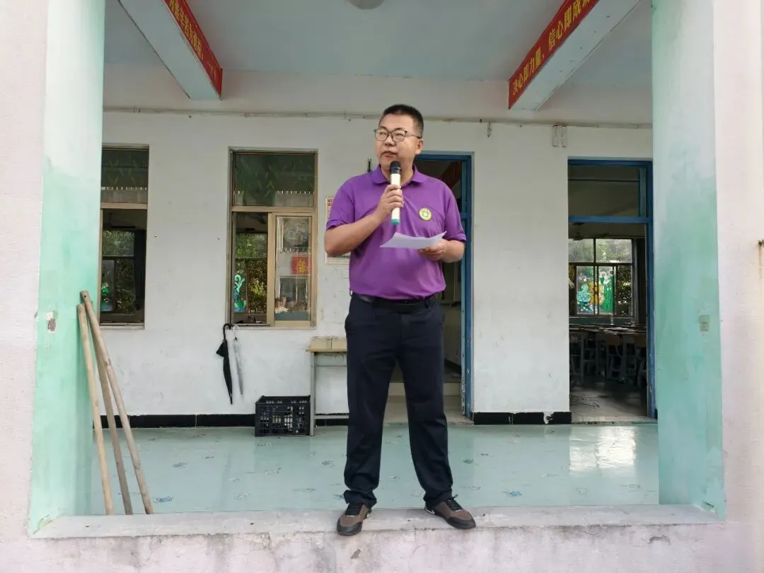【中高考特辑⑥】逐梦中考踏新程,温情送考助少年 —— 我校 2026 届初三学子暖心出征-第16张图片-四季读书网 【中高考特辑⑥】逐梦中考踏新程,温情送考助少年 —— 我校 2026 届初三学子暖心出征-第16张图片-四季读书网