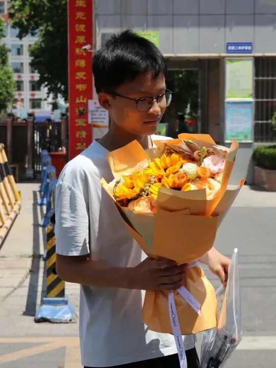 2026年中考进行时,奥林志愿者在全市区16个考点暖心服务、全程相伴!-第46张图片-四季读书网 2026年中考进行时,奥林志愿者在全市区16个考点暖心服务、全程相伴!-第46张图片-四季读书网