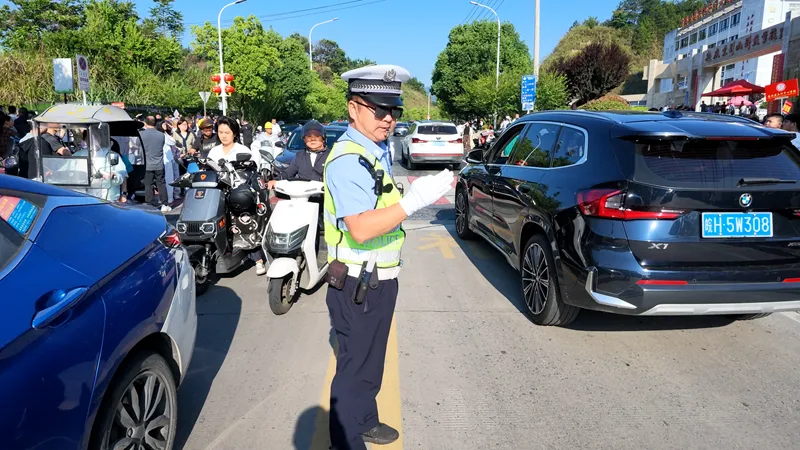 莘莘学子迎战中考 多方护航逐梦之路-第7张图片-四季读书网 莘莘学子迎战中考 多方护航逐梦之路-第7张图片-四季读书网
