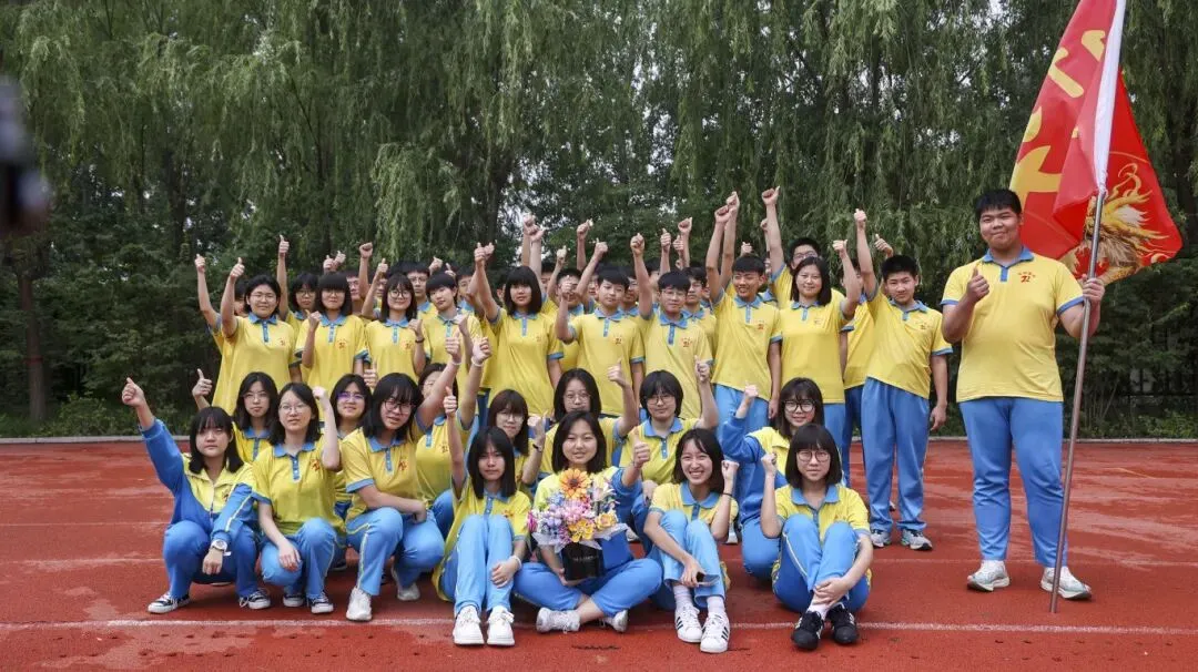 【2026驰骋中考3️⃣师礼传福】殷殷师恩助学子笔锋逐梦、金榜题名!-第36张图片-四季读书网 【2026驰骋中考3️⃣师礼传福】殷殷师恩助学子笔锋逐梦、金榜题名!-第36张图片-四季读书网