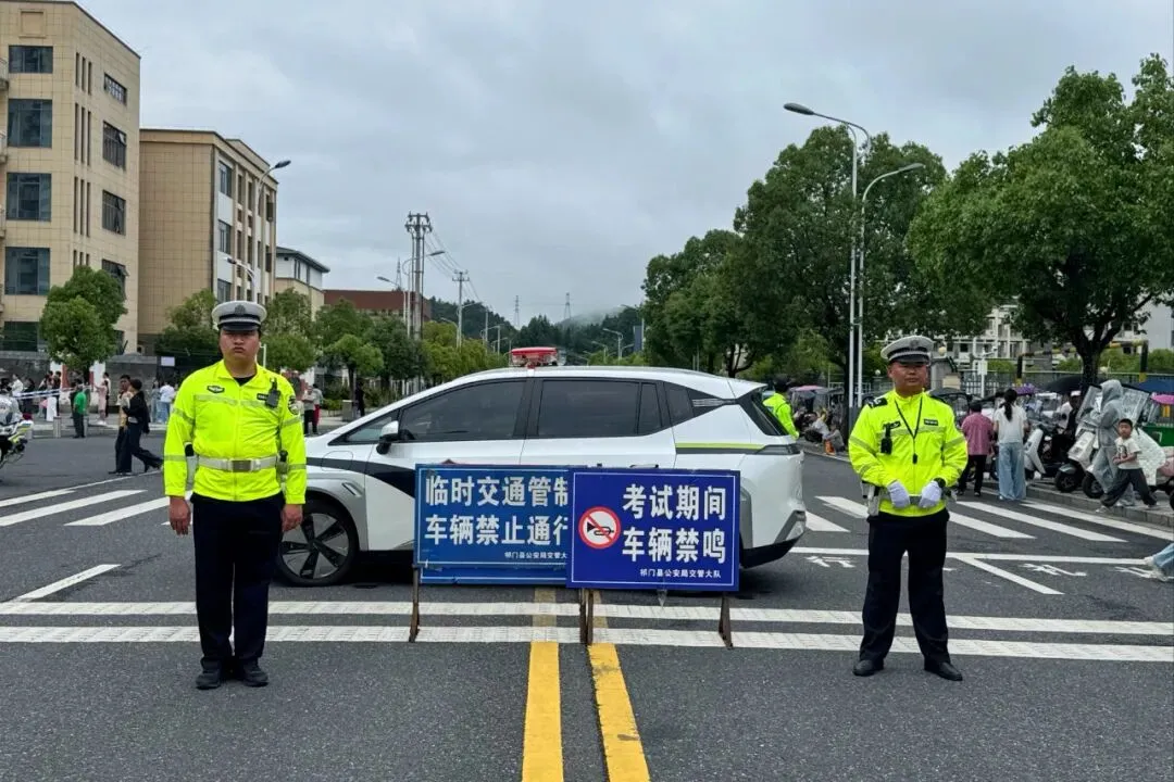 “警”心守护,“赢”战中考!-第7张图片-四季读书网 “警”心守护,“赢”战中考!-第7张图片-四季读书网