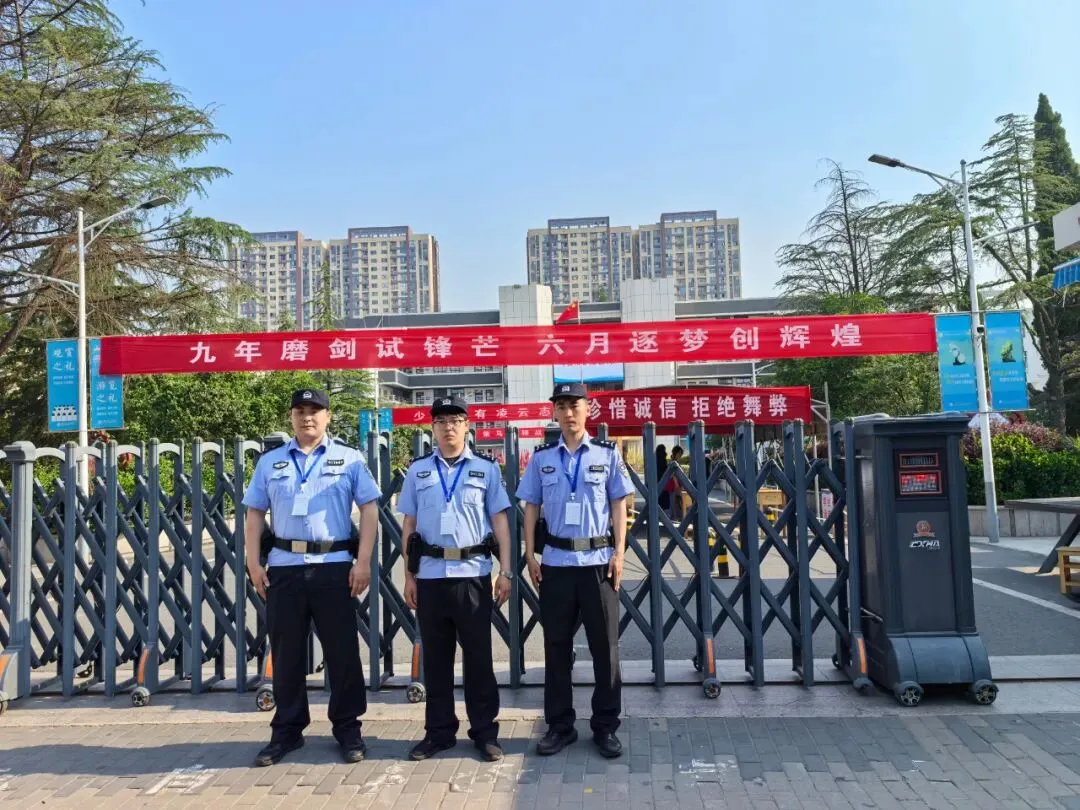 少年,加油!直击东海中考首日-第33张图片-四季读书网 少年,加油!直击东海中考首日-第33张图片-四季读书网