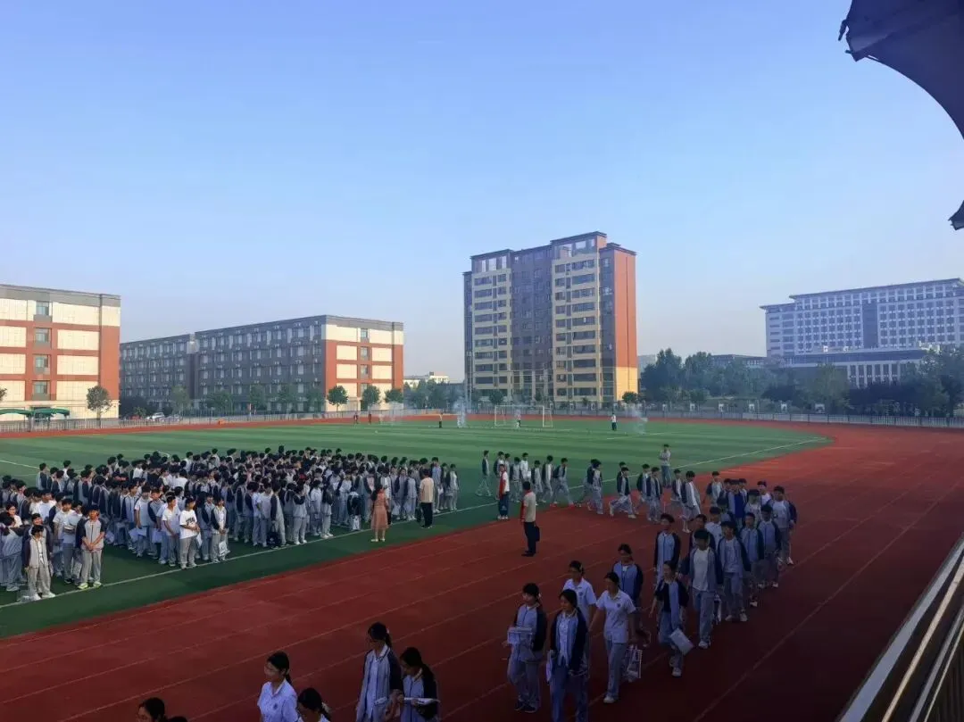 热血出征,决胜六月!郯城江山学校中考壮行-第17张图片-四季读书网 热血出征,决胜六月!郯城江山学校中考壮行-第17张图片-四季读书网