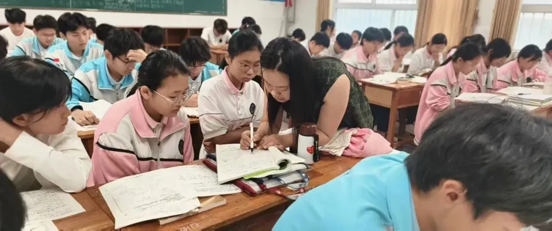 毕业季|中考次日:放平心态,稳扎稳打-第26张图片-四季读书网 毕业季|中考次日:放平心态,稳扎稳打-第26张图片-四季读书网