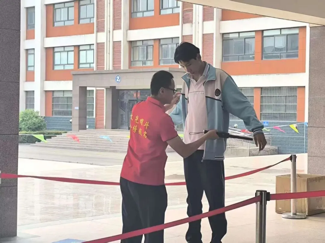 毕业季|中考次日:放平心态,稳扎稳打-第48张图片-四季读书网 毕业季|中考次日:放平心态,稳扎稳打-第48张图片-四季读书网