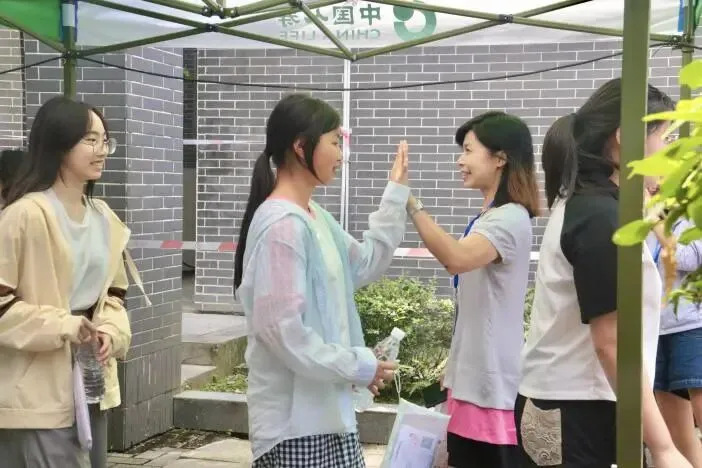 中考收官,成长不止-第28张图片-四季读书网 中考收官,成长不止-第28张图片-四季读书网
