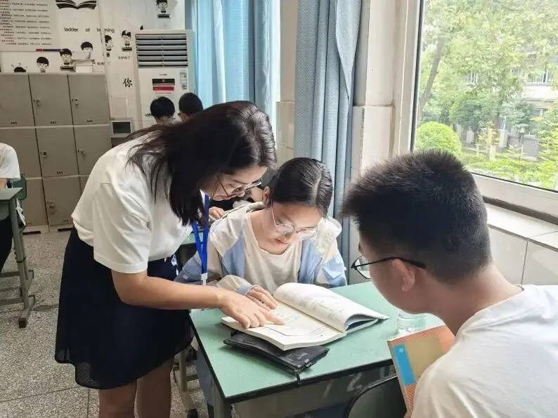 中考收官,成长不止-第37张图片-四季读书网 中考收官,成长不止-第37张图片-四季读书网