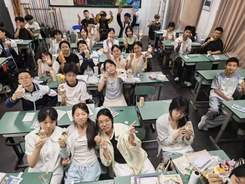 中考收官,成长不止-第41张图片-四季读书网 中考收官,成长不止-第41张图片-四季读书网