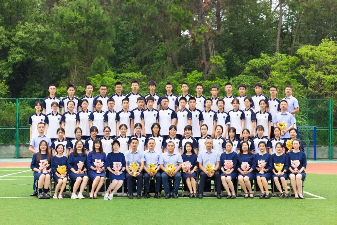 中考凯旋丨初三旅程圆满收官,人生全新副本即将解锁!-第17张图片-四季读书网 中考凯旋丨初三旅程圆满收官,人生全新副本即将解锁!-第17张图片-四季读书网
