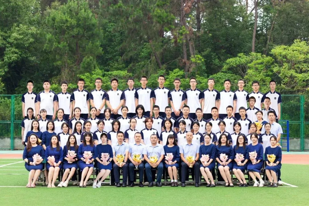 中考凯旋丨初三旅程圆满收官,人生全新副本即将解锁!-第18张图片-四季读书网 中考凯旋丨初三旅程圆满收官,人生全新副本即将解锁!-第18张图片-四季读书网