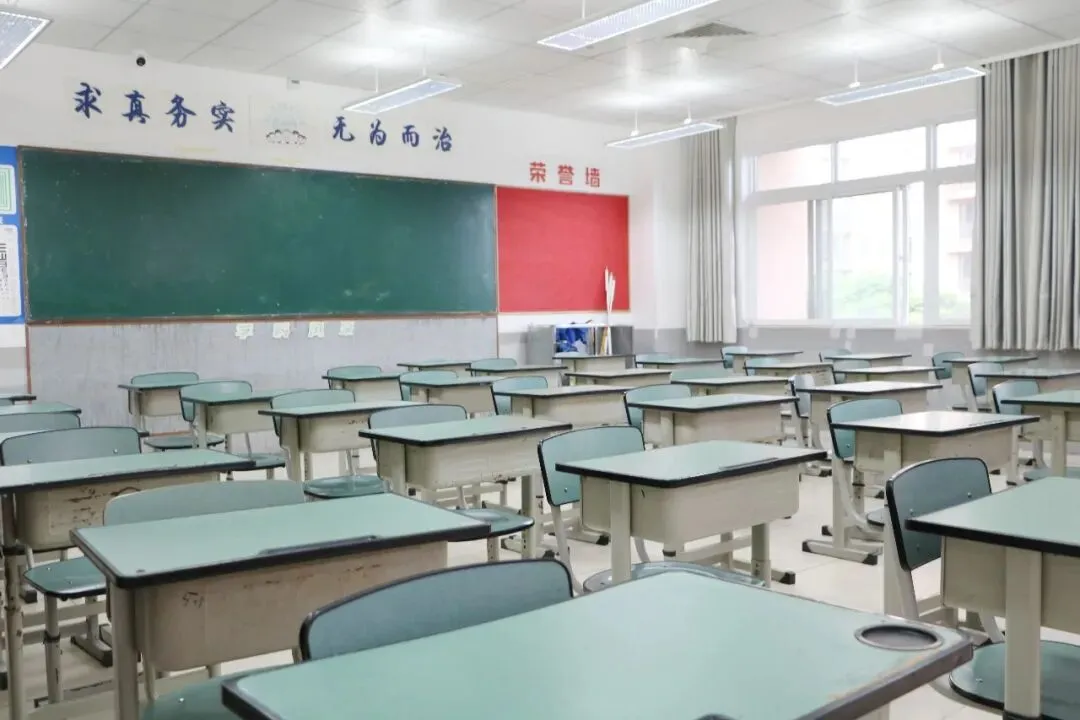 中考凯旋丨初三旅程圆满收官,人生全新副本即将解锁!-第96张图片-四季读书网 中考凯旋丨初三旅程圆满收官,人生全新副本即将解锁!-第96张图片-四季读书网