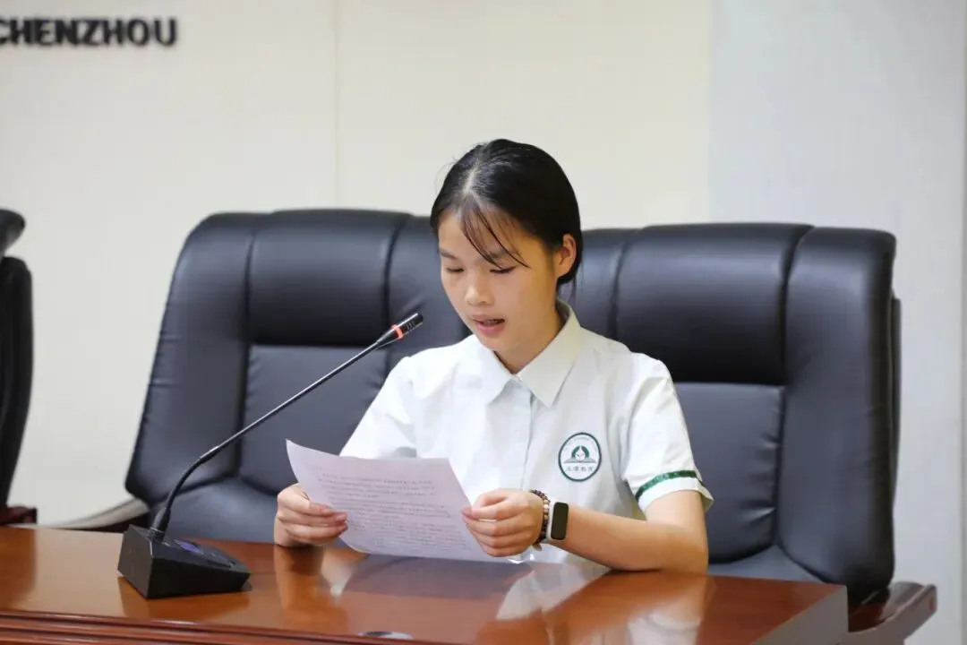 厉兵秣马战中考,逐光而上创辉煌——汝城县玉潭学校初中部圆满举行动员大会-第22张图片-四季读书网