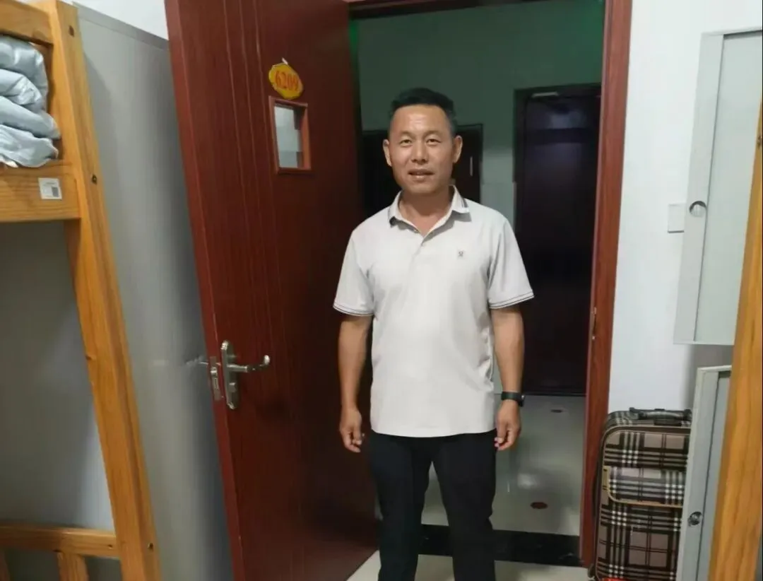 以爱为盾 护航中考——五莲县北京路中学暖心守护,为梦想助力!-第20张图片-四季读书网 以爱为盾 护航中考——五莲县北京路中学暖心守护,为梦想助力!-第20张图片-四季读书网
