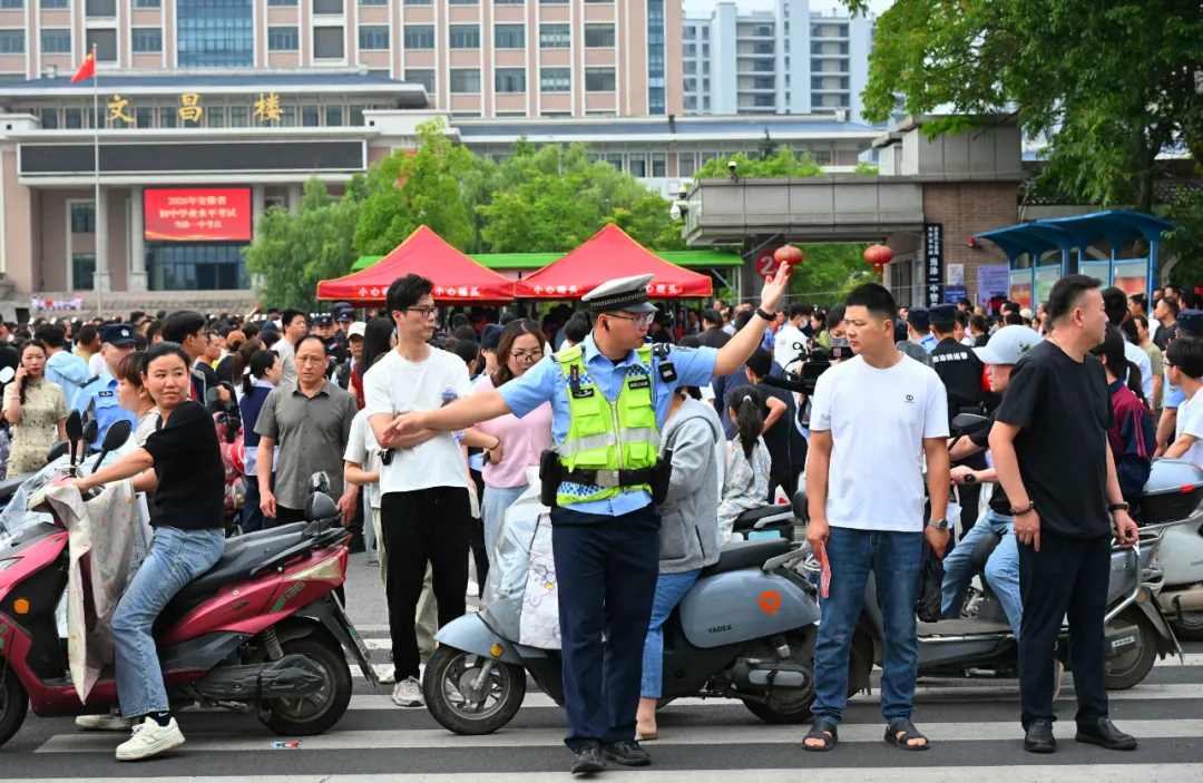 护航中考,助梦远航!-第27张图片-四季读书网