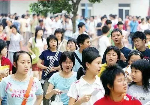 2026年安徽省中考语文作文题出炉!(附历年中考作文题汇总)-第6张图片-四季读书网