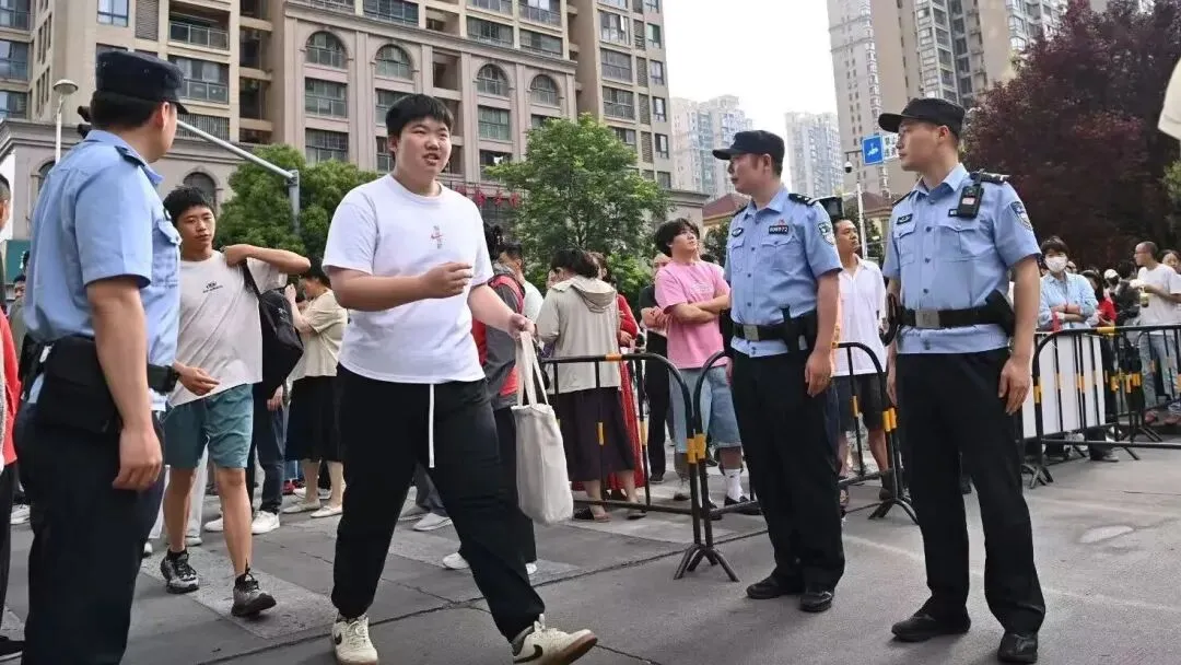 中考首日,“安立方”四年坚守如初,筑牢护考防线-第4张图片-四季读书网