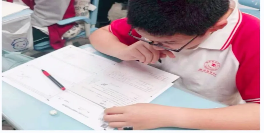 【超德教研】一张试卷,炸出多少“隐藏学霸”?超德中学数学竞赛“英雄榜”发布-第8张图片-四季读书网 【超德教研】一张试卷,炸出多少“隐藏学霸”?超德中学数学竞赛“英雄榜”发布-第8张图片-四季读书网