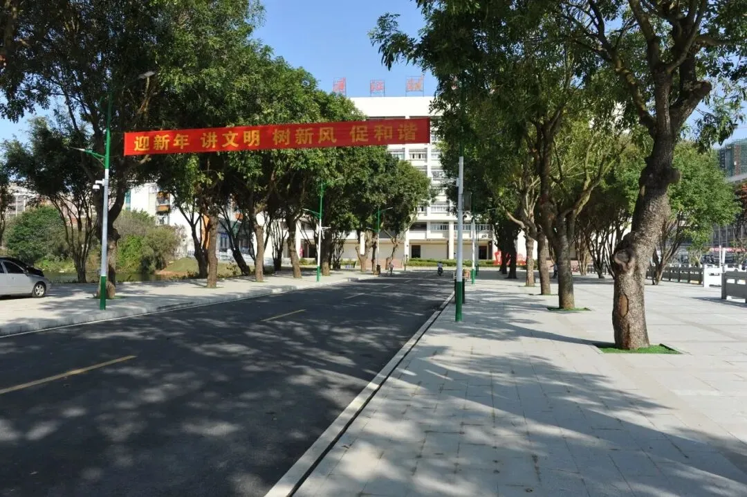 2026湛江中职介绍|湛江市财经学校(中考志愿版)-第13张图片-四季读书网 2026湛江中职介绍|湛江市财经学校(中考志愿版)-第13张图片-四季读书网