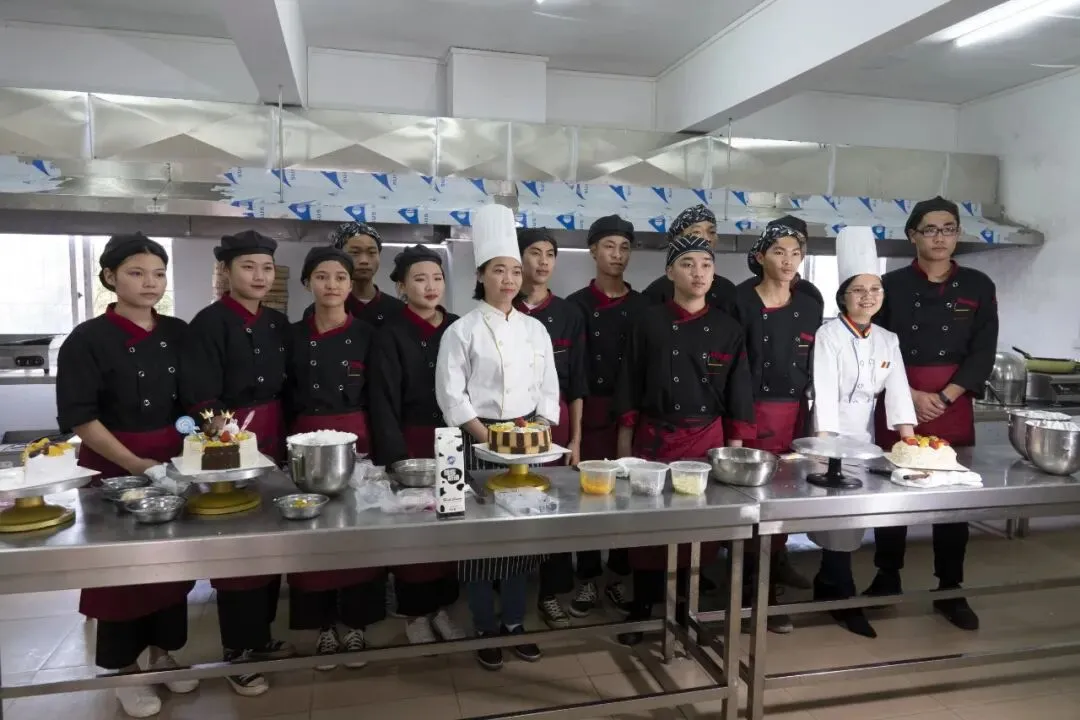 2026湛江中职介绍|湛江市财经学校(中考志愿版)-第16张图片-四季读书网 2026湛江中职介绍|湛江市财经学校(中考志愿版)-第16张图片-四季读书网